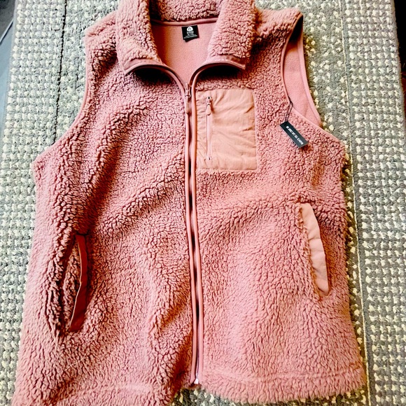 Ladies XL Sherpa Vest Mauve New - Picture 2 of 9